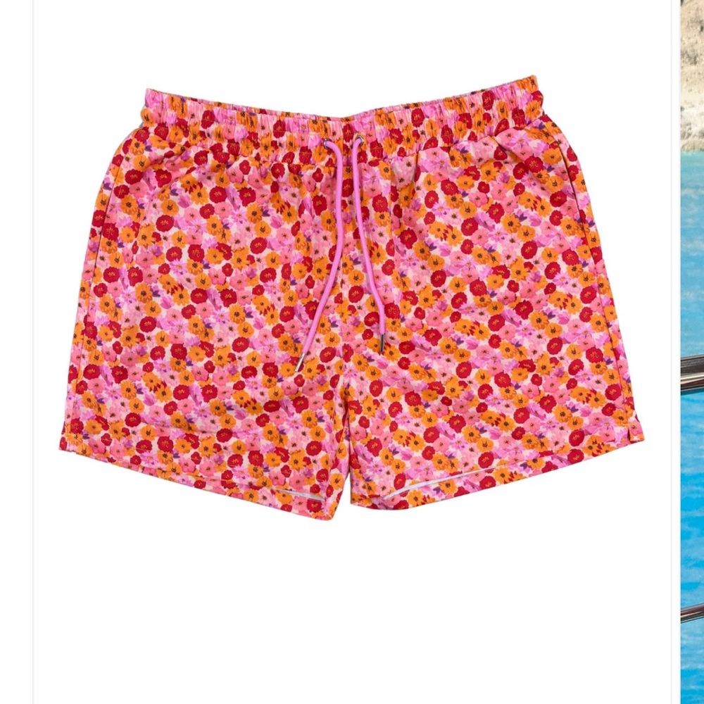 Strawberry Milk Mob 🍓 Peach Pit Shorts Medium